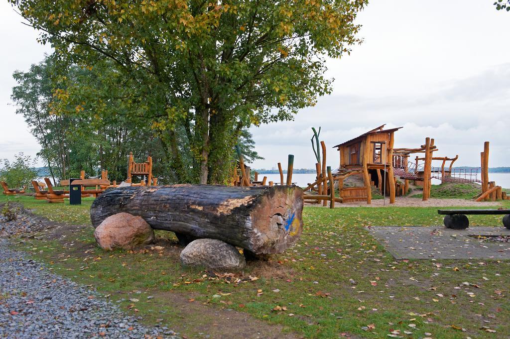 See- Und Waldresort Groebern Grobern Exterior photo